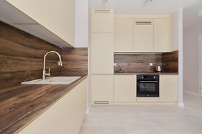 Wrocław Central Apartment by Renters