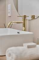 Wrocław Central Apartment by Renters