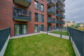 Wrocław Central Apartment by Renters