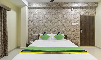 Treebo Navya The Park