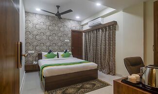 Treebo Navya The Park