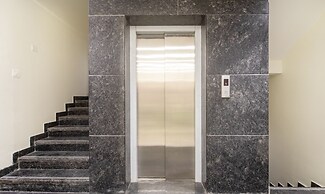 Treebo Navya The Park