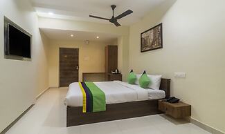 Treebo Navya The Park