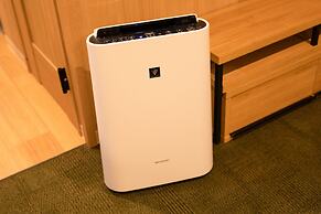 THE BONDS HOTEL TOKYO