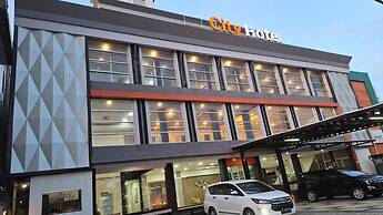 City Hotel