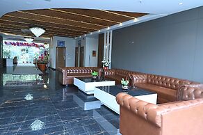 SPT Clarks Inn Suite Mandi