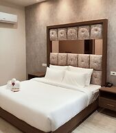 SPT Clarks Inn Suite Mandi