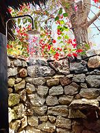 NJIA PANDA TENTED LODGE AND CAMPSITE