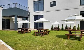 Hillsnorkelbeach hotel