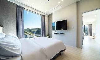 Hillsnorkelbeach hotel