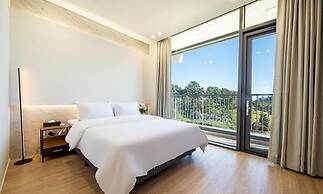 Hillsnorkelbeach hotel