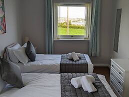 Elmbank House Apartment With Island Views