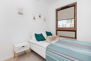 Apartment Arena Gdańsk by Renters
