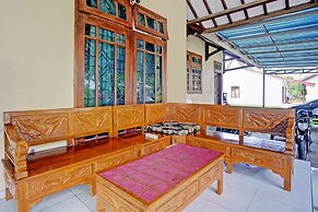 OYO 2668 Villa Kusuma ResidenceNearRSI Fatimah Banyuwangi