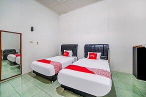 OYO 90834 Hotel Anugrah