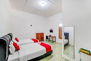 OYO 90834 Hotel Anugrah