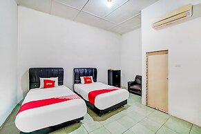 OYO 90834 Hotel Anugrah