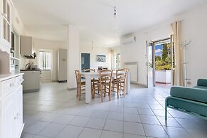 3438 Villa Poggio dei Loti by Barbarhouse