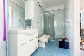 3438 Villa Poggio dei Loti by Barbarhouse