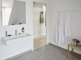 Aura Apartment Hotel