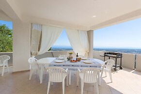 3499 Villetta Panorama by Barbarhouse