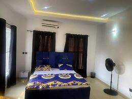 Immaculate 4-bed Detached Duplex in Lekki Chevron