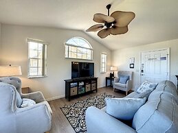 Lovely 3 Bed Condo Near Disney Quiet Community 3 Bedroom Condo by RedA