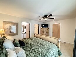 Lovely 3 Bed Condo Near Disney Quiet Community 3 Bedroom Condo by RedA