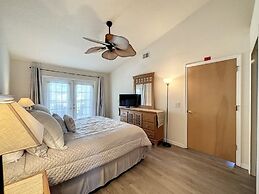 Lovely 3 Bed Condo Near Disney Quiet Community 3 Bedroom Condo by RedA