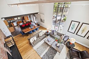 Miners Peak Residence 3 Bedroom Home by RedAwning