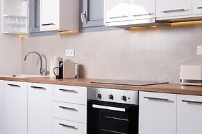 Hosting Moments Semi Basement Apartment