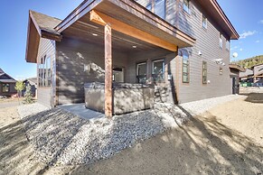 In Granby Ranch Ski Resort: Sleek Home w/ Hot Tub!