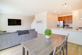 Spring Retreat w/ Private Yard & Charcoal Grill!