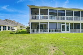 Quaint Condo in Wells: 2 Mi to Drakes Island Beach