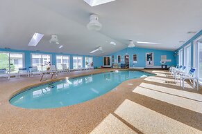 Quaint Condo in Wells With Community Indoor Pool!