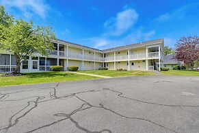 Quaint Condo in Wells: 2 Mi to Drakes Island Beach