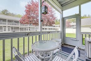 Quaint Condo in Wells: 2 Mi to Drakes Island Beach