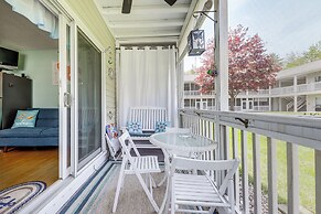 Quaint Condo in Wells: 2 Mi to Drakes Island Beach
