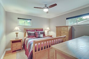 Royal Oak Home: 13 Mi to Downtown Detroit