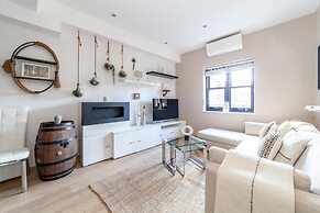 The Ravenscourt Park Collection