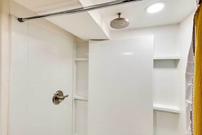 Centrally Located Apt Near Downtown Rapid City!