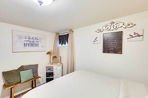 Centrally Located Apt Near Downtown Rapid City!