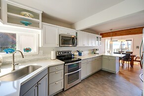 Coastal PNW Home on Swimmable Beach w/ Hot Tub!