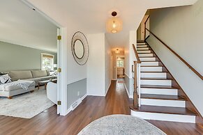 Charming Racine Home - Walk to Lake Michigan!