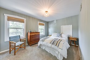 Charming Racine Home - Walk to Lake Michigan!