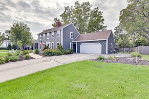 Charming Racine Home - Walk to Lake Michigan!