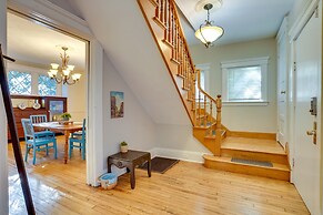 Cozy Westcott Home ~ 1/2 Mi to Syracuse Campus!