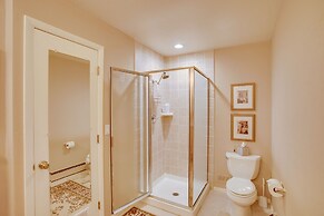 Avon Duplex ~ 6 Mi to Beaver Creek Resort!