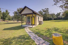 Quiet Millington Tiny House Near Naval Air Base!