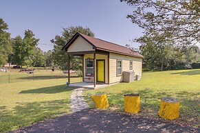 Quiet Millington Tiny House Near Naval Air Base!